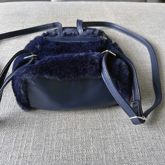 Swarovski faux fur mini backpack purse handbag, dark blue, adjustable straps - Picture 4 of 8